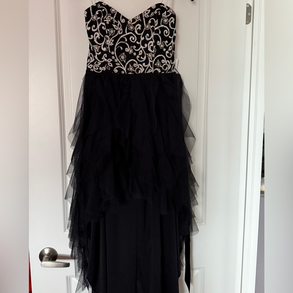 BNWT midnight blue/ silver high-low evening dress, Size 5